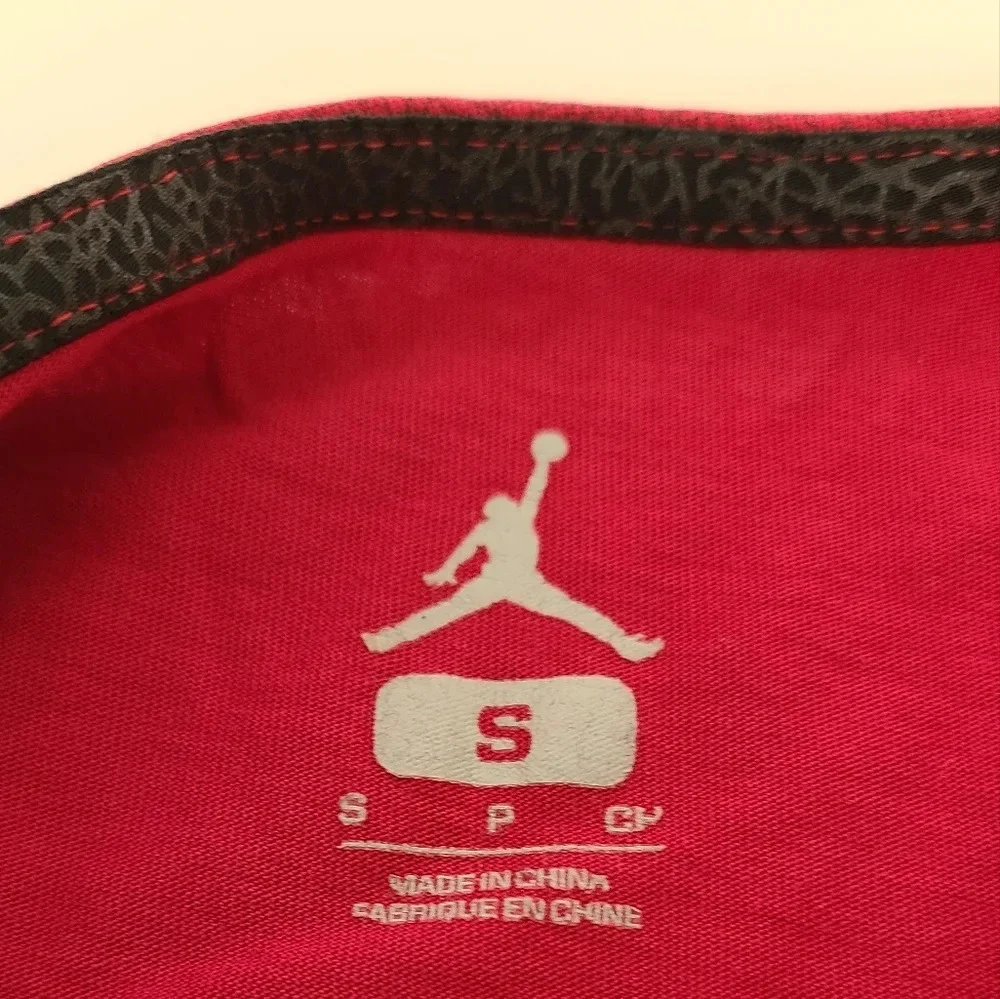 Jordan mens tshirts long sleeve sz.S red